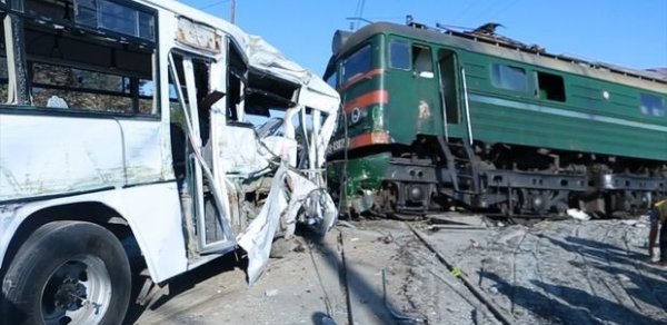 Qatarla toqquşan marşurut xəttinin sahibi istintaqa çağırıldı