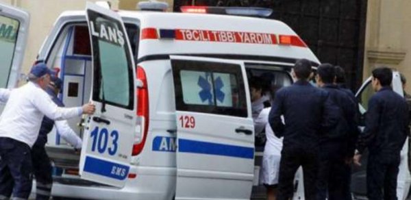 Azərbaycanda yeni ana olan 26 yaşlı qadın küçədə öldü - TƏFƏRRÜAT