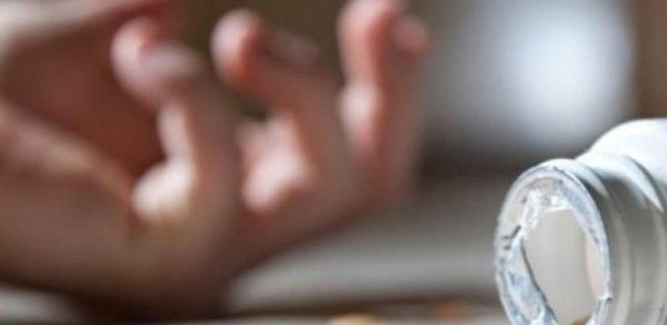 Tovuzda 22 yaşlı qız dərmandan zəhərlənib