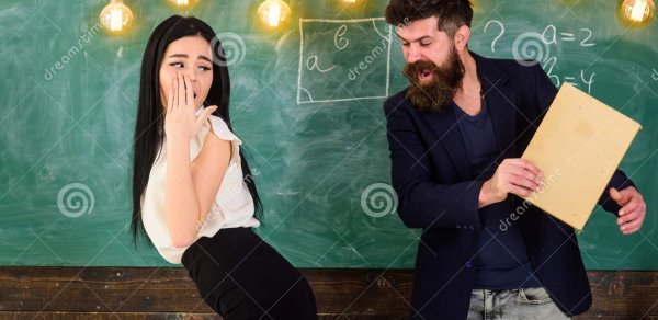 Azərbaycanda universitetdə tələbələrə saqqal saxlamaq qadağan edildi