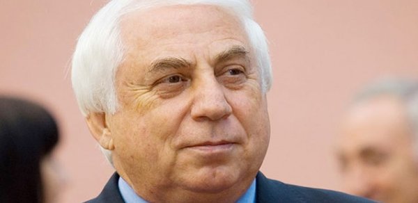 "Xoş sözlərə ehtiyacım var" - Hadi Rəcəbli