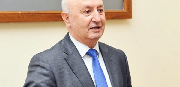 "Bəzi aparıcıların şitliyi ucbatından..." - Qafar Cəbiyev