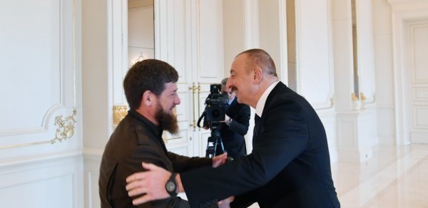 SİYASƏT