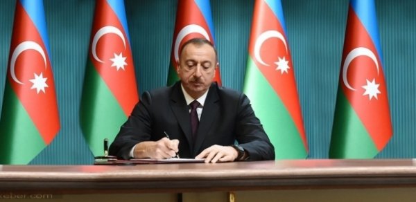 SİYASƏT