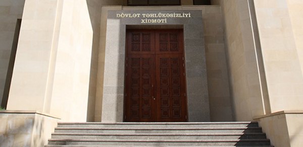 “Reket” jurnalist bu şəxslərdən hədə-qorxu ilə pul alıb - DTX adları açıqladı