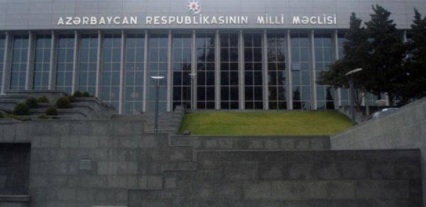 Milli Məclisin və iki komitənin səlahiyyətlərinə dəyişiklik edildi