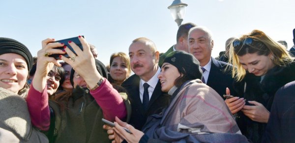 SİYASƏT