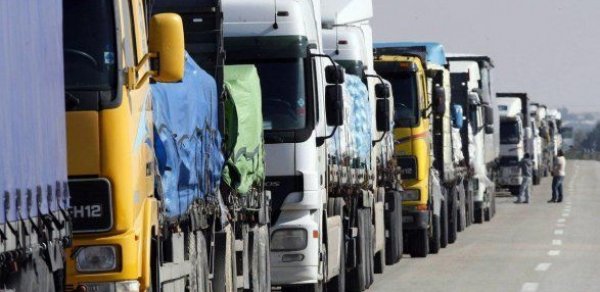 Türkmənistan blokada elan etdi: Tacikistan Azərbaycana üz tutdu