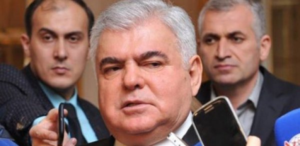 Ziya Məmmədov villasını 310 minə satışa çıxardı - FOTOLAR
