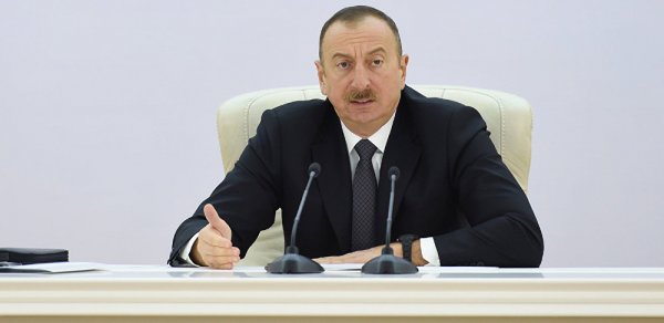 SİYASƏT