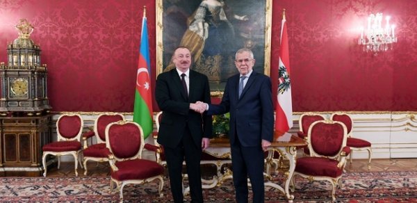 SİYASƏT