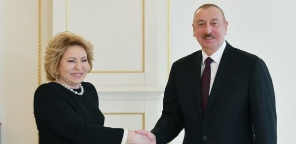 SİYASƏT