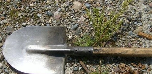 Azərbaycanda ata oğluna bel ilə xəsarət yetirdi - Vəziyyəti ağırdır
