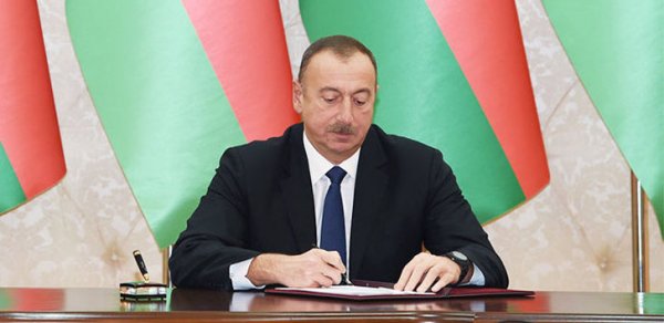 SİYASƏT