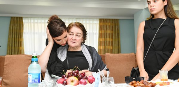 SİYASƏT