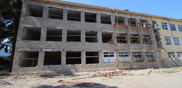 Bakıda sentyabradək tikilib-təmir olunacaq məktəblər - SİYAHI 