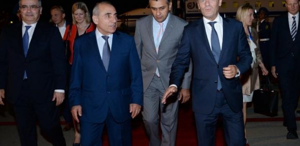 SİYASƏT