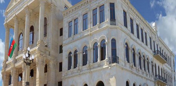 Baş Prokurorluq jurnalistləri təbrik etdi