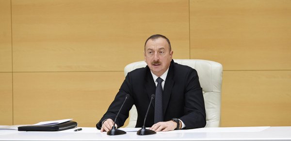 SİYASƏT