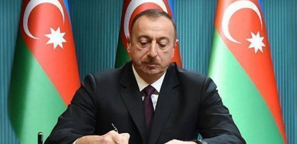 SİYASƏT