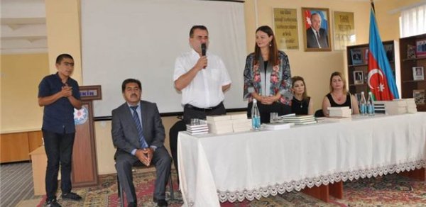 Qənirə Paşayevanın təşəbbüsü ilə Tovuzda Yunus Oğuzun kitablarının təqdimatı olub