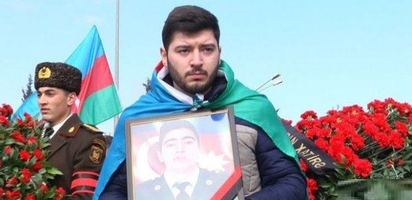 Nəşi 3 gün neytral zonada qalan 20 yaşlı şəhidin evindən - VİDEOREPORTAJ