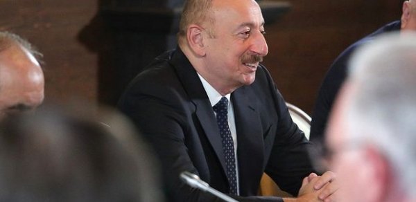 SİYASƏT