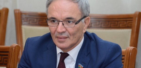 Əflatun Amaşov: Bu bizim üçün kifayət qədər ciddi siqnaldır