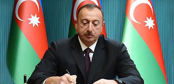 SİYASƏT