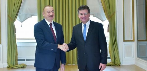 SİYASƏT