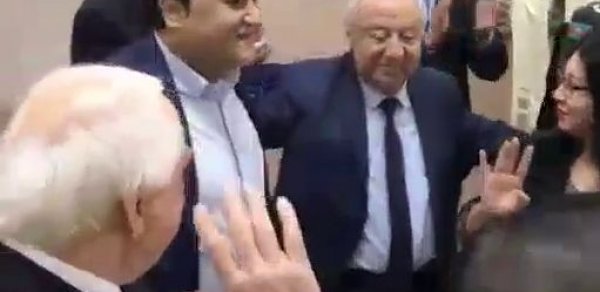Şəhid ailəsinin toyunda Manaf oxudu, Hadi Rəcəbli əl qaldırıb oynadı — VİDEO