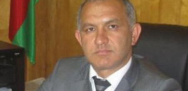 Bütün ailə üzvləri namizəd olan sədr geri çəkildi