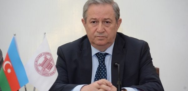 Dilqəm Tağıyev “Şöhrət” ordeni ilə təltif edildi