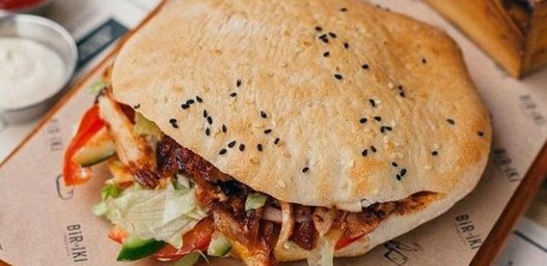Bakıda zəhərlənməyə görə bağlanan məşhur dönərxana yenidən fəaliyyətə başladı