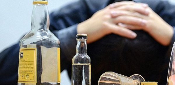 Bakıda saxta içkidən daha bir zəhərlənmə: Səkkizinci qurban xəstəxanaya yerləşdirildi