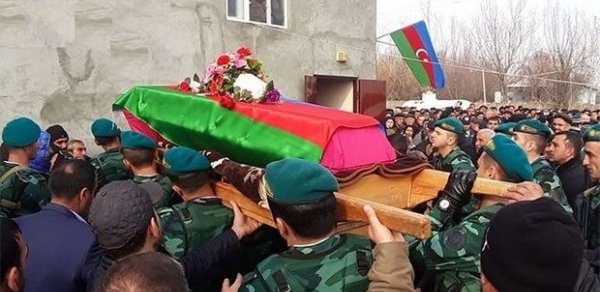 Şəhidimiz dəfn edildi - FOTOLAR
