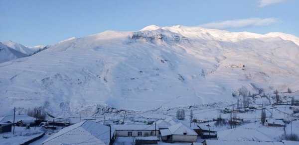 Azərbaycanda temperatur - 11 dərəcəyə endi, 8 sm qalınlıqda qar yağdı - FOTO
