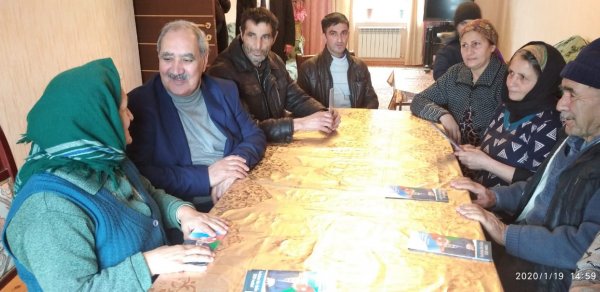 Fəzail Ağamalı şəhid ailələri və kənd ağsaqqalları ilə görüşdü - FOTOLAR 