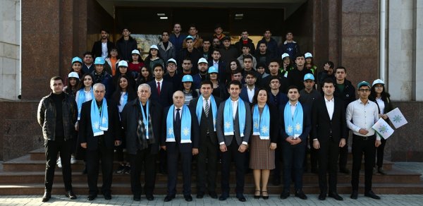 Yeni Azərbaycan Partiyasının Gəncədən olan 4 namizədinin gənclərlə görüşü keçirilib - VİDEO