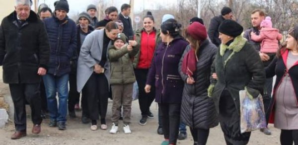 Qənirə Paşayeva ilə Əlimərdanlı kəndinin sakinləri arasında möhtəşəm görüş - FOTOLAR
