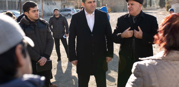 Müşfiq Cəfərov Gəncə şəhəri Nəriman Nərimanov prospekti sakinləri ilə görüşüb - FOTOLAR