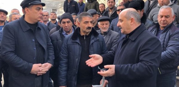 Çingiz Qənizadənin seçiciləri ilə izdihamlı görüşləri - FOTOLAR