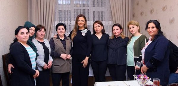 Könül Nurullayeva görüşlərini davam etdirir - FOTO-VİDEO