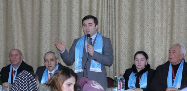 Emin Hacıyev seçicilərlə görüşdü - FOTO