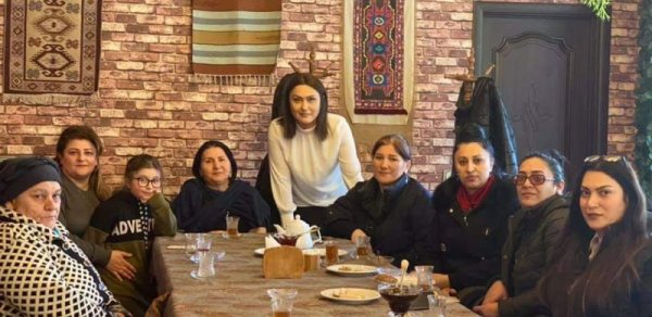 Deputatlığa namizəd Günel Səfərovanın seciçiləri ilə görüşləri davam edir — FOTOLAR