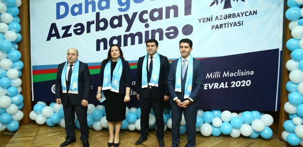 YAP-ın Gəncədən olan 4 namizədinin seçicilərlə görüşləri davam edir - FOTO