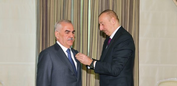 SİYASƏT