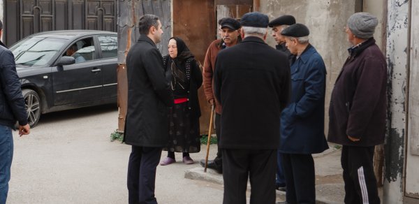 Nərimanov sakinləri Xaliq Hüseynova etimad göstərəcəklərini bildirirlər - FOTOLAR