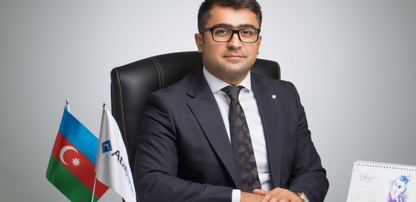Oruc İbarahimov kiçik sahibkarla görüşüb