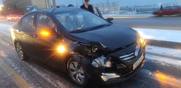 Bakıda bir neçə avtomobilin toqquşması tıxac yaratdı - FOTO